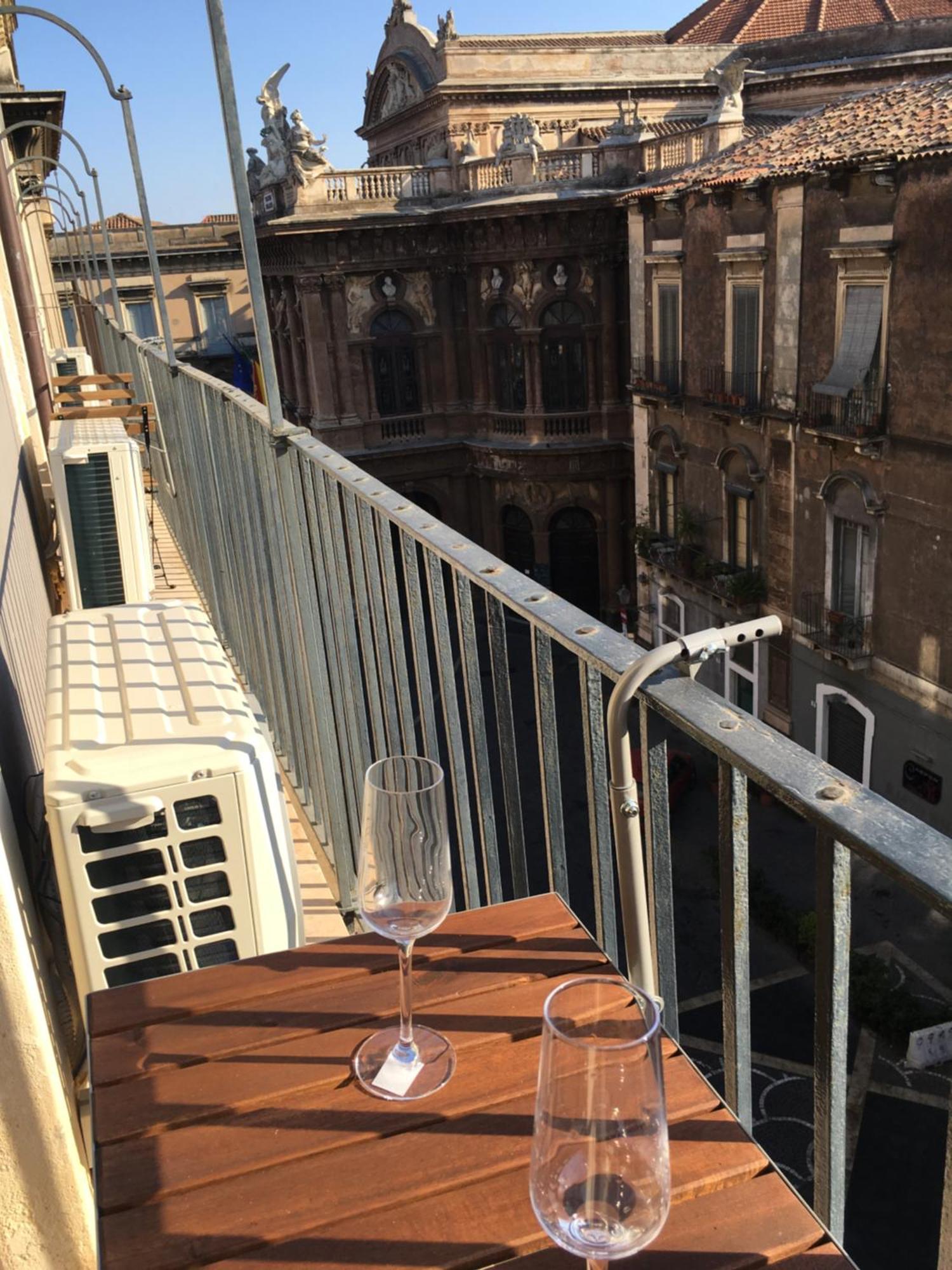 Wonderful Teatro Massimo Bellini Lägenhet Catania Exteriör bild