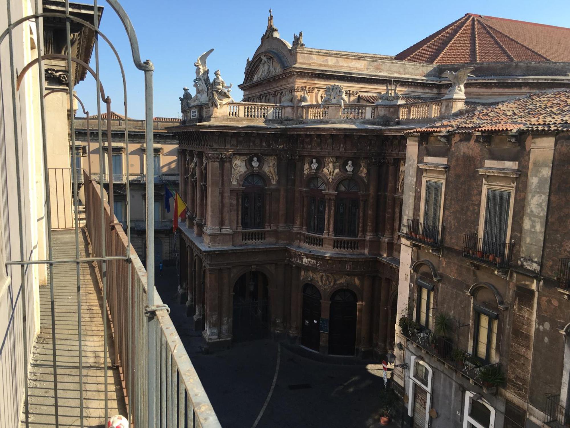 Wonderful Teatro Massimo Bellini Lägenhet Catania Exteriör bild